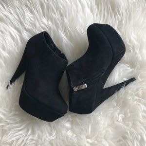Steve Madden Ebonnie Black Platform Ankle Boots